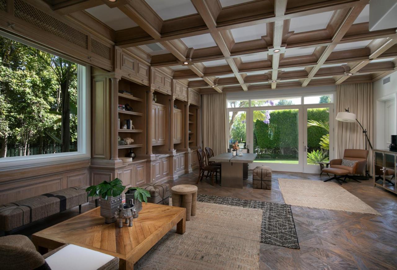 Villa Sophisticated Grand Mansion In Prime Beverly Hills Los Angeles
